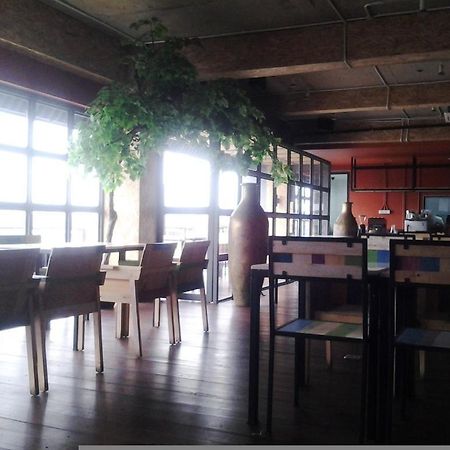 Chara Hotel Bandung Ngoại thất bức ảnh