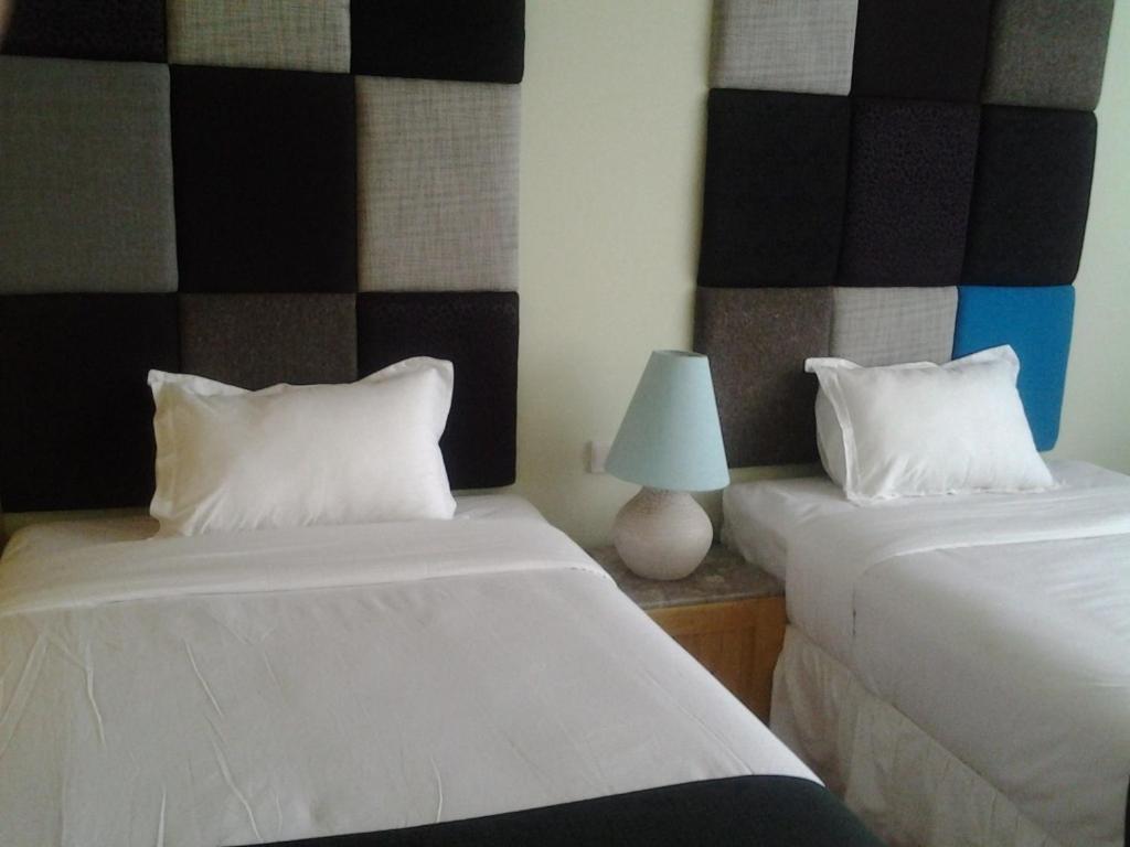 Chara Hotel Bandung Phòng bức ảnh