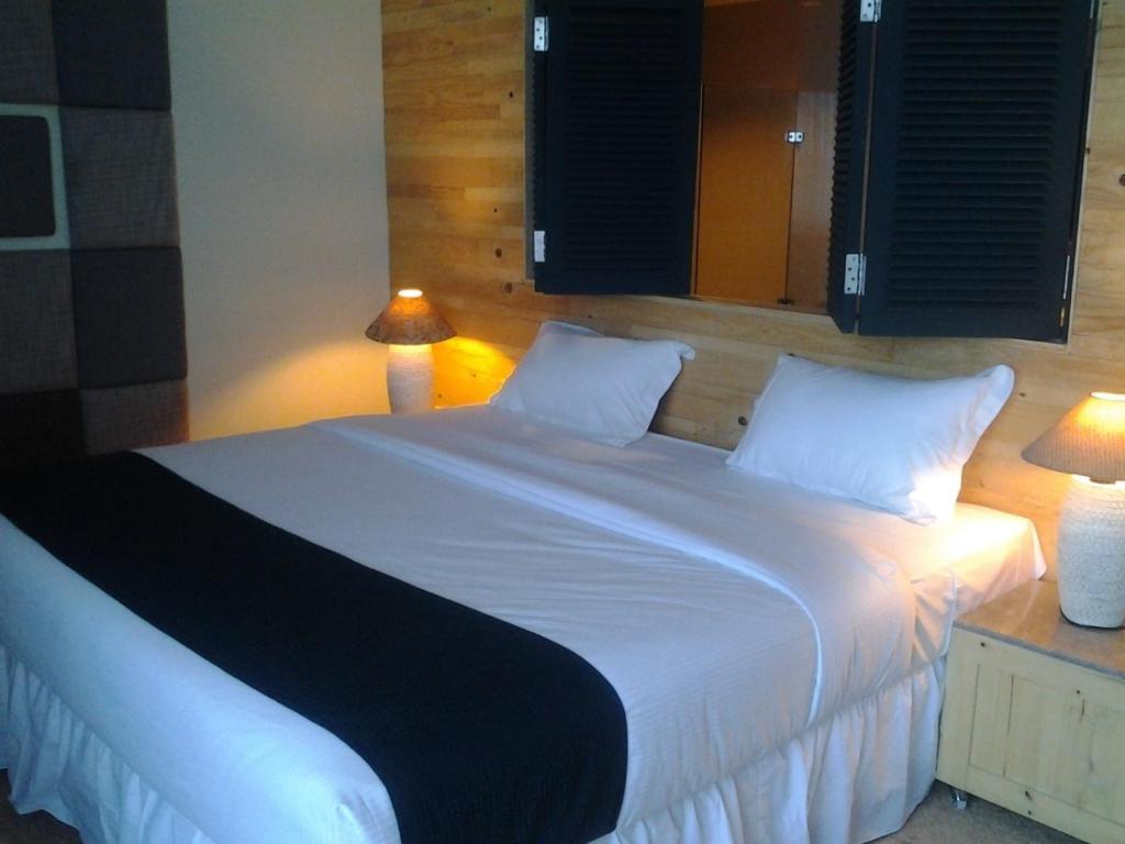 Chara Hotel Bandung Phòng bức ảnh